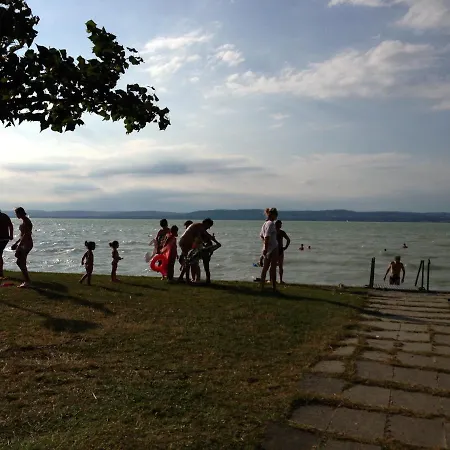 Apartman Fesztivál Balaton Parti *