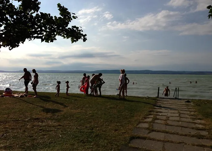 Appartamento Fesztivál Balaton Parti *